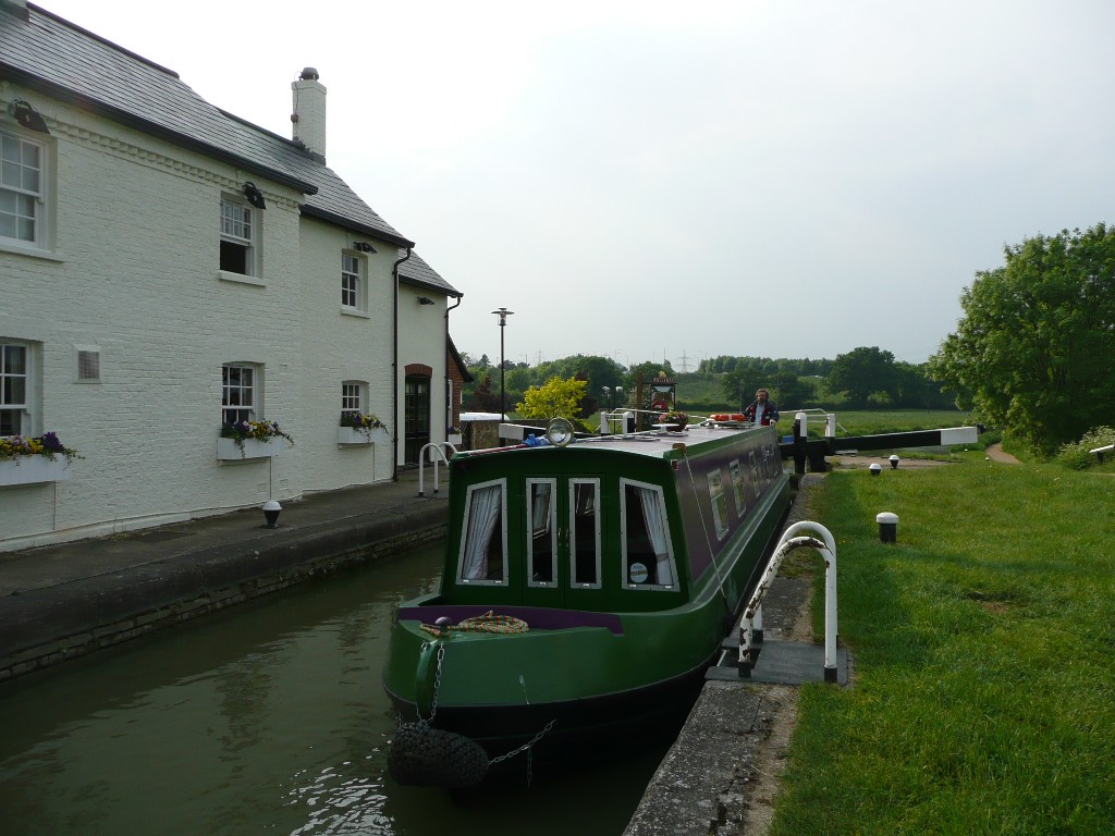 PJ08-044